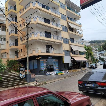 Amber Apartments Sarandë Buitenkant foto