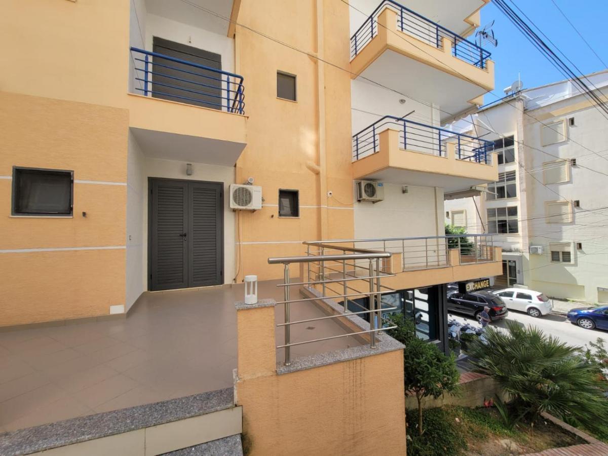 Amber Apartments Sarandë Buitenkant foto